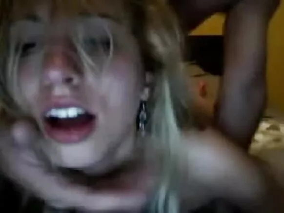 Blonde has huge ass anal argatti fi harma ishee addaan ciccirtee jirti.