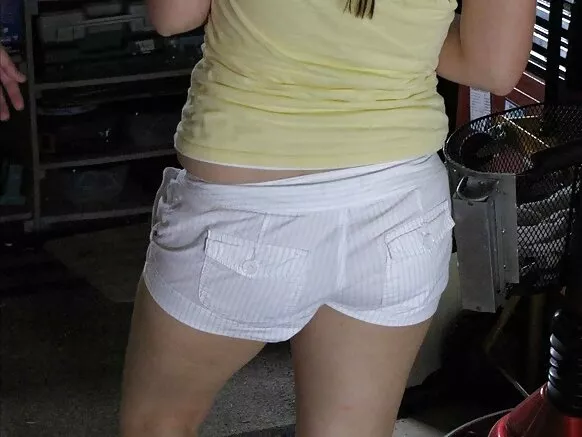 Saamiin porn bitch kan orgasms anal hamaa qabdudha.